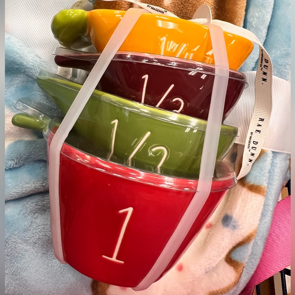 Rae Dunn Veggie measuring cups